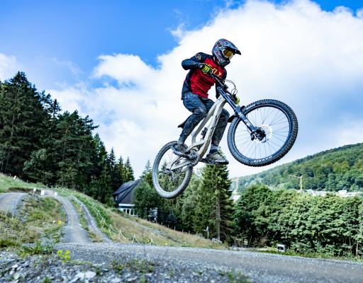 berend-verheijen-JQu0OZ9YqUY-unsplash (1)